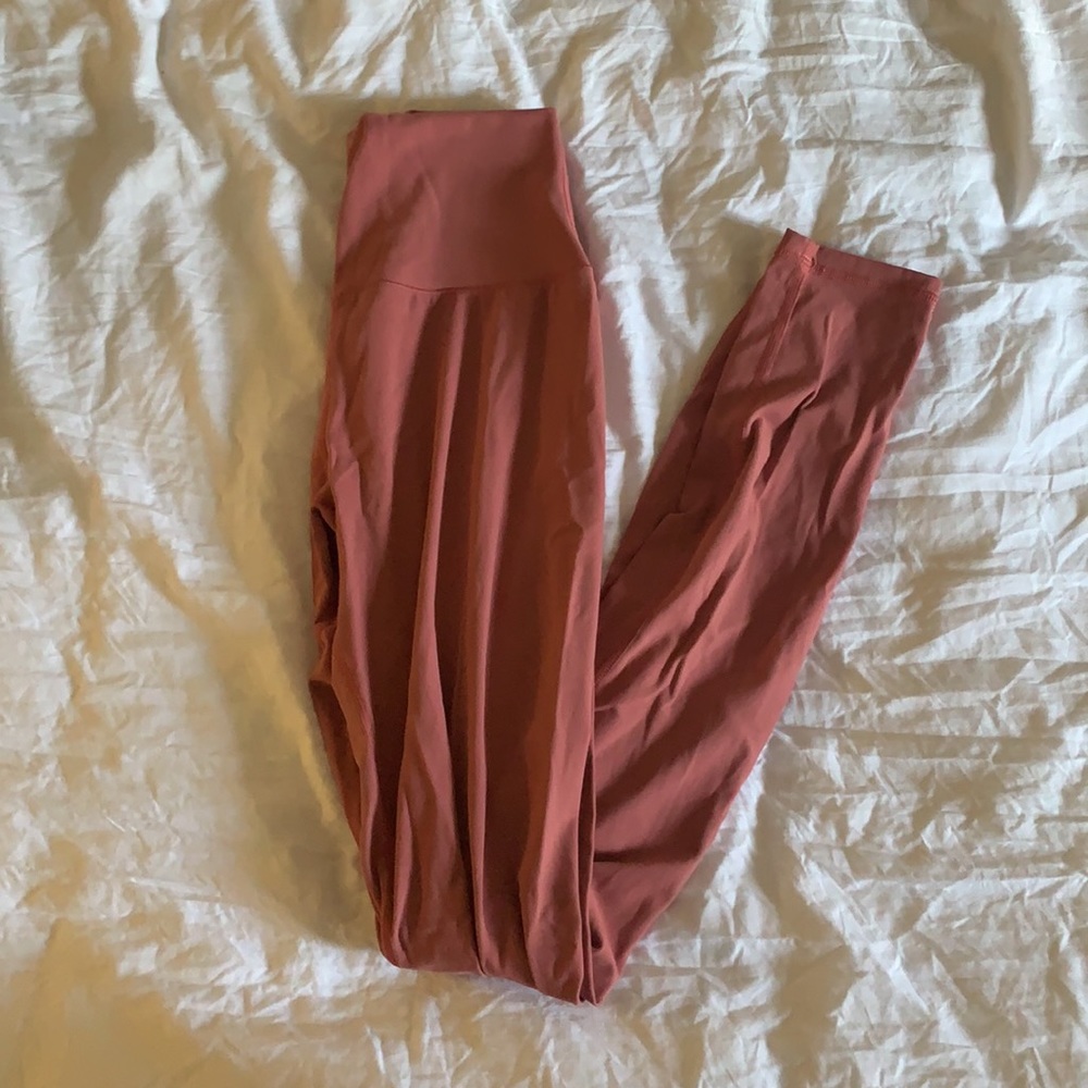 Buffbunny Rosa Legging - Picture 2 of 5
